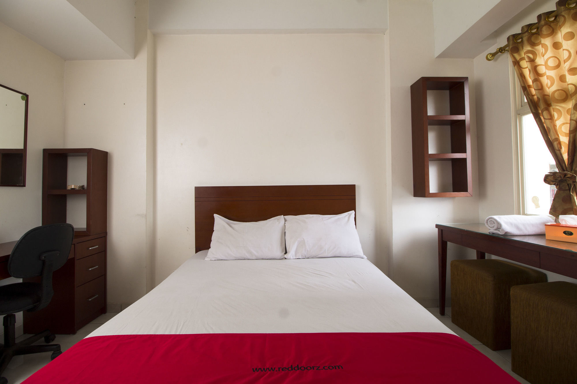 Reddoorz Apartment @ Margonda Residence Depok Bagian luar foto