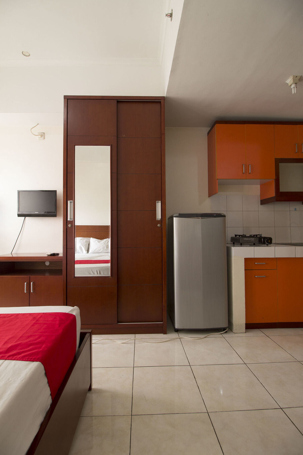 Reddoorz Apartment @ Margonda Residence Depok Bagian luar foto